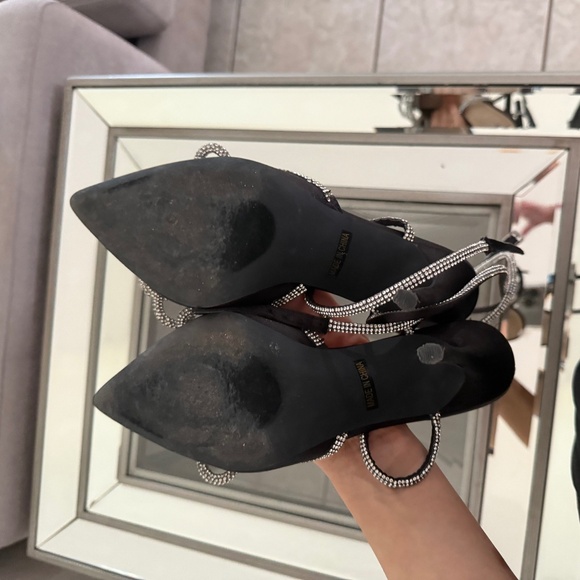 Shoes - Picture 4 of 4